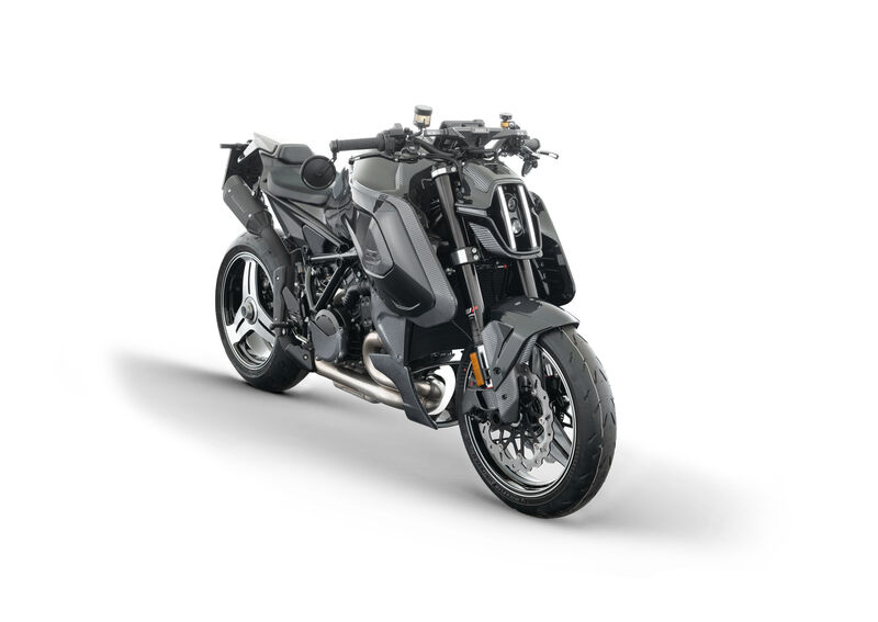 KTM 1400 BRABUS 2026